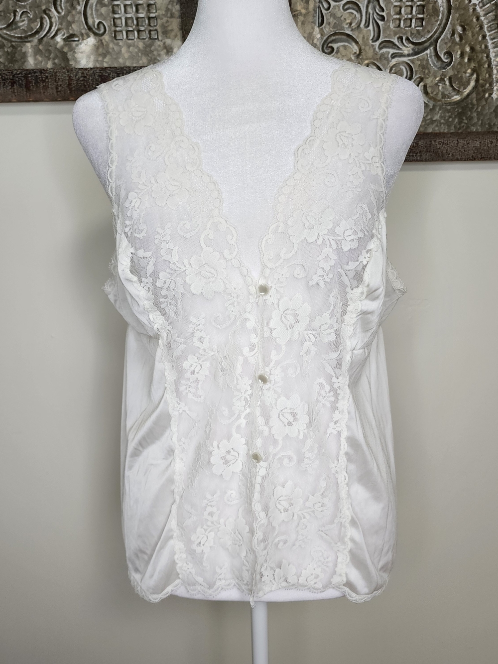 Vintage 70's Kayser White Lace Satin Under Tank Top Sz 40 Lingerie